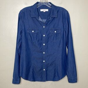 LOFT Chambray Button Down Shirt Blue Classic Timeless Medium